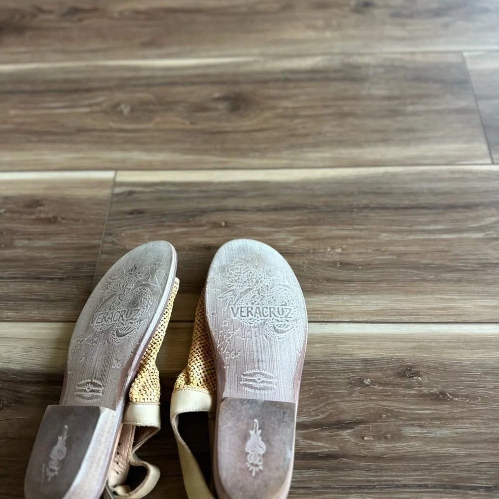 Veracruz womens weaving tales woven sandals size 36